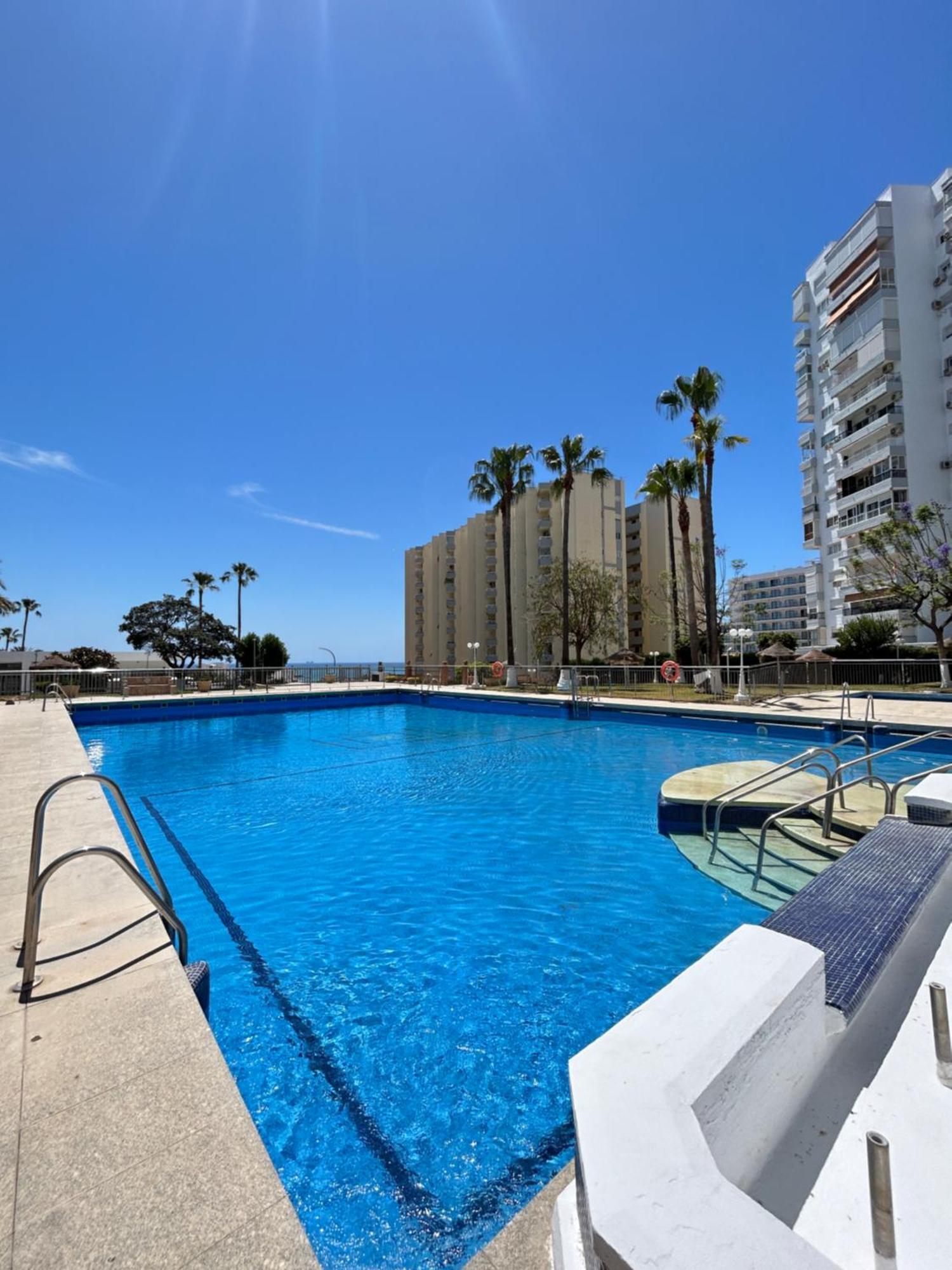 Diana Apartment - Terrace And Pool - 80M From The Beach Бенальмадена Экстерьер фото